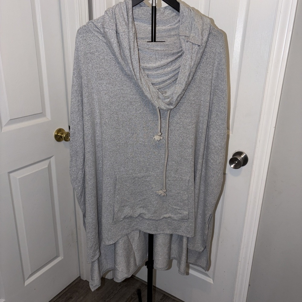 Steve Madden oversized cowl neck poncho‎ tunic Light sweater Athleisure Gorpcore